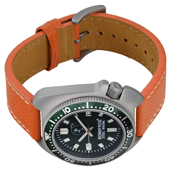 STEEL MAGNA II Taucheruhr Grün mit Lederarmband