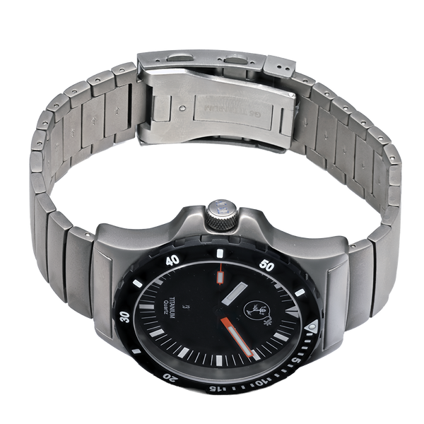 TITANIUM Quarz