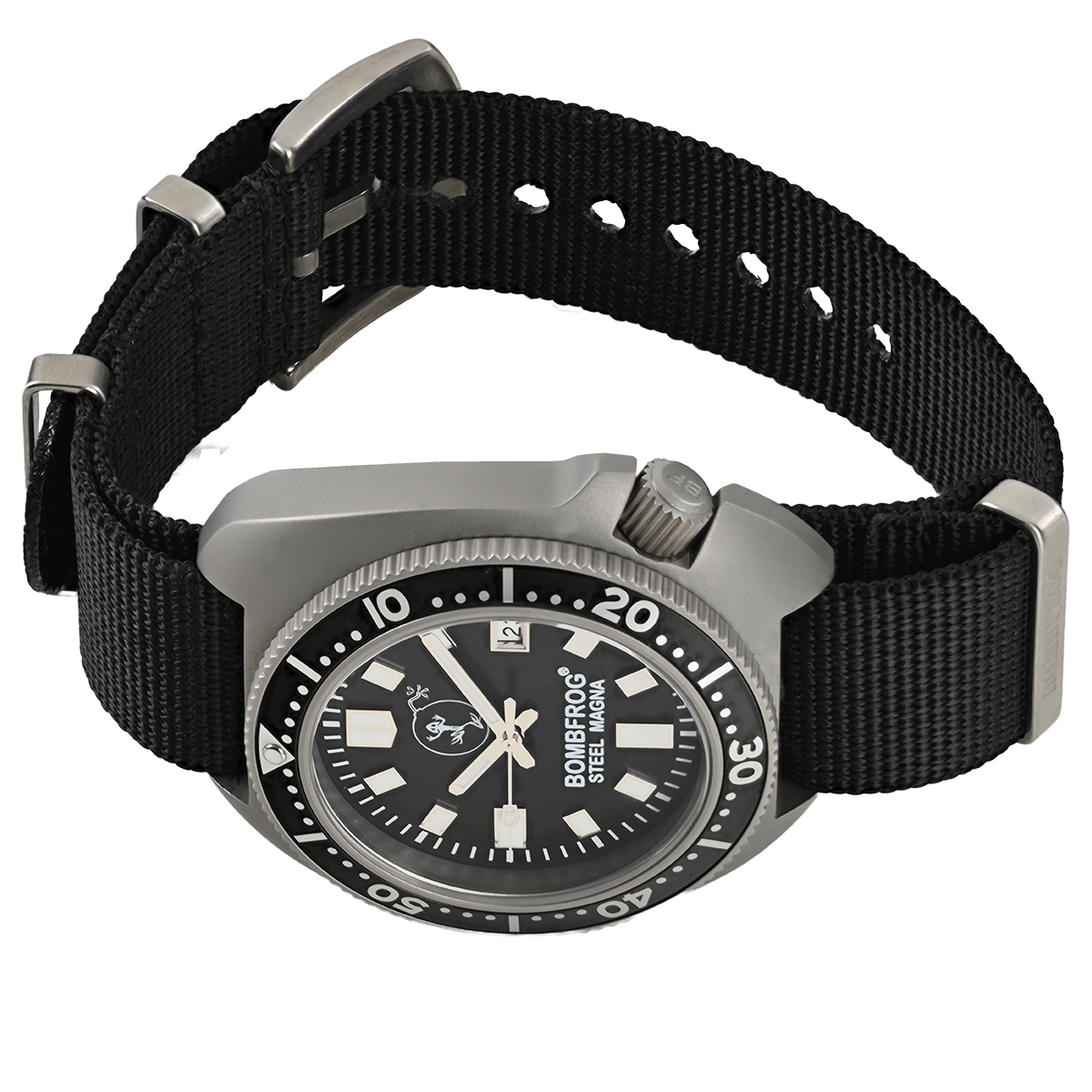 STEEL MAGNA II Schwarz Taucheruhr mit NATO-Armband