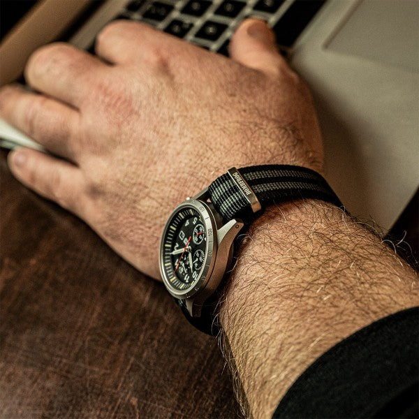 NATO BRACELET BLACK GRAY WITH SILVER PIN CLASP | 24MM